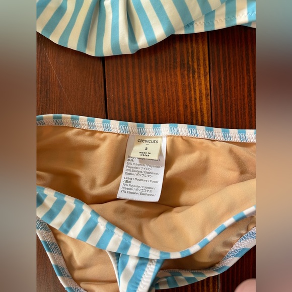 Crew cuts two piece swim - Picture 4 of 4